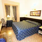 Sweet Otel 2*