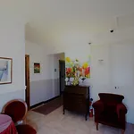 Otel Sweet 2*