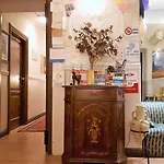 Otel Sweet 2*